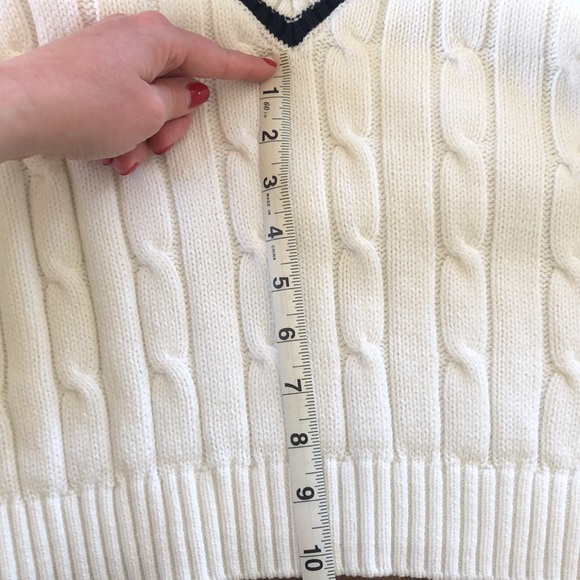 Cropped Sweater - Picture 6 of 6